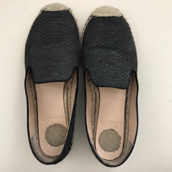 Vince Camuto slides - Picture 2 of 7